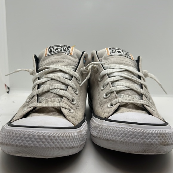 Converse Junior Girls canvas laced slip on mid tops. - Picture 3 of 10